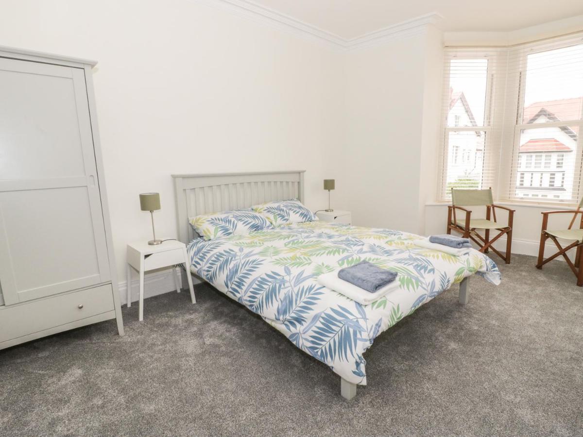 Charnwood Villa Llandudno Extérieur photo